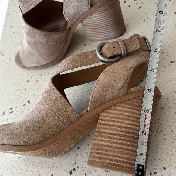 Marc Fisher Vega Women's Taupe Natural Suede Leather Block Heel Sandals Size 11 - Picture 8 of 13